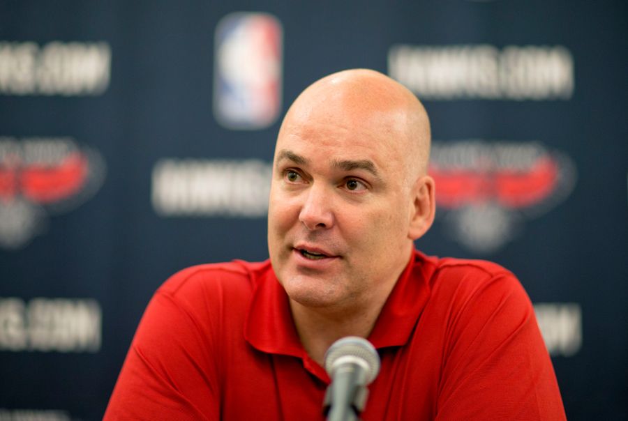 Danny Ferry Apologizes To Magic Johnson For Racist Remarks