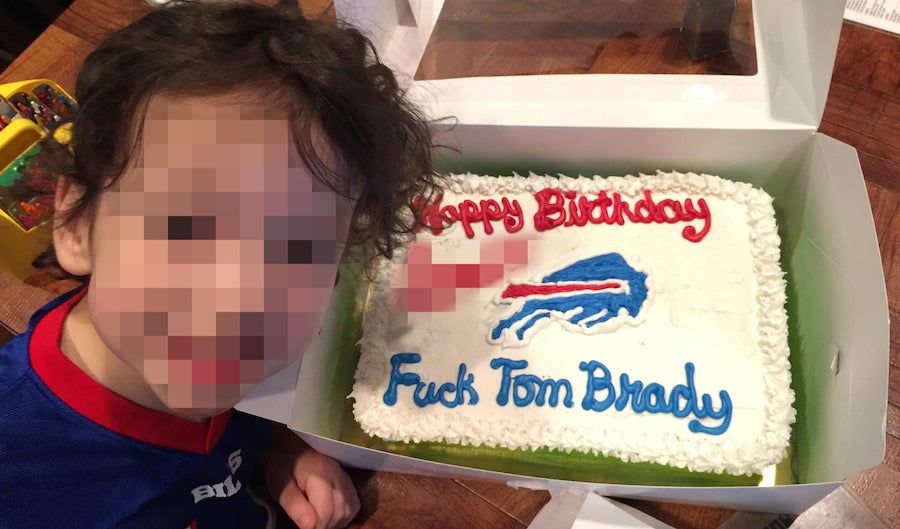 Five-Year-Old Bills Fan&#39;s Birthday Cake Has A Message For Tom Brady