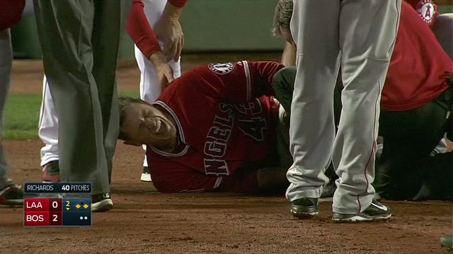 Garrett Richards Collapses At First Base With Apparent Leg Injury