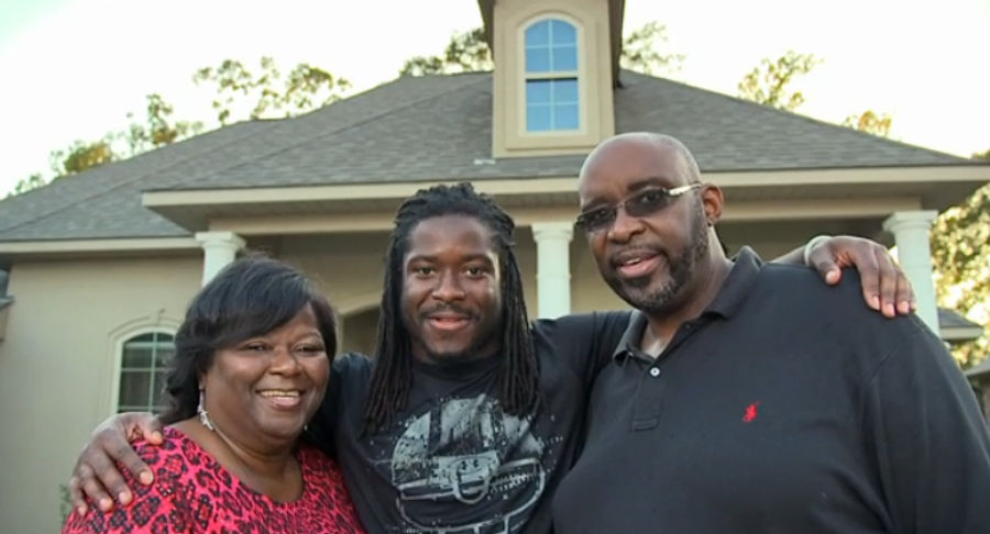 Eddie Lacy&#39;s Mom Sent Him Some Nice Texts Yesterday