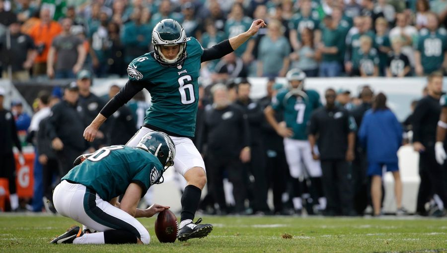 Eagles Kicker Out With Concussion After Getting Hit In The Head With A Stray Punt