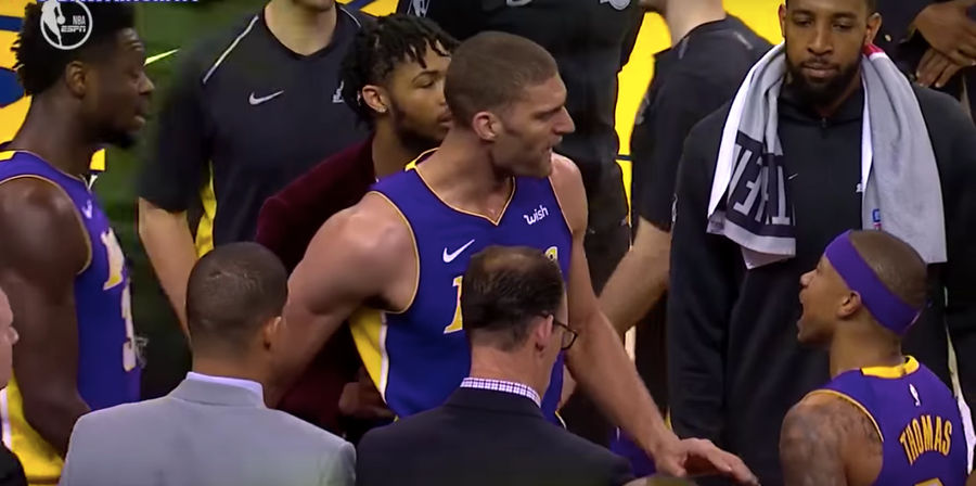 It&#39;s Actually Good That Isaiah Thomas And Julius Randle Shouted At Each Other And Had To Be Pulled Apart