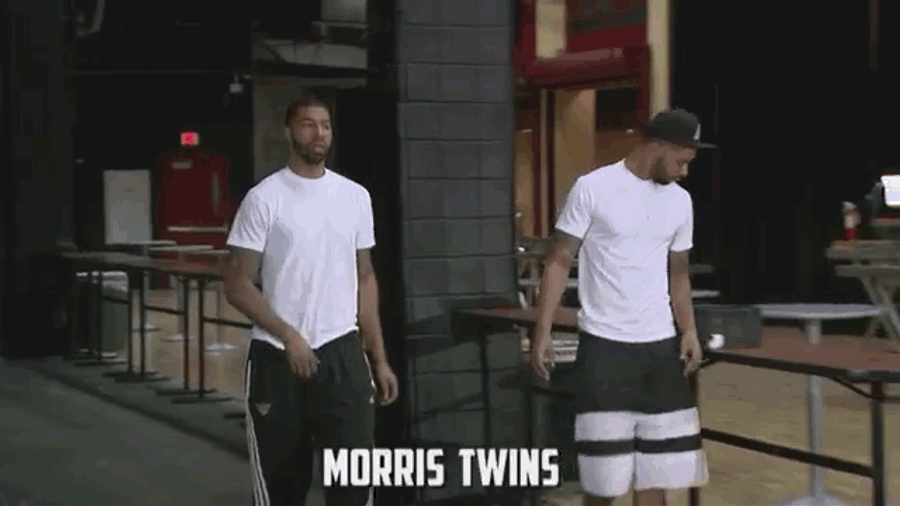 Suns Pranked By Old &quot;Dinosaur In The Arena&quot; Trick