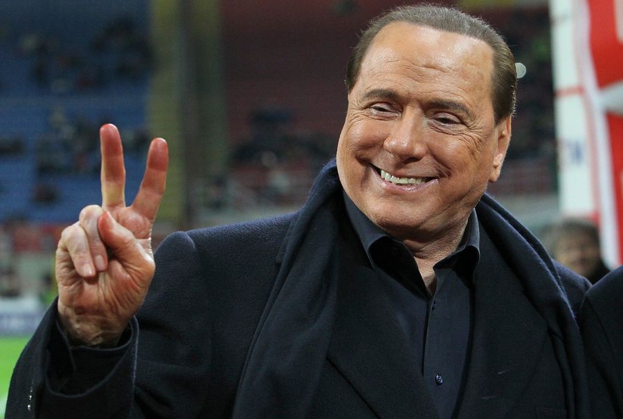 Silvio Berlusconi To AC Milan&#39;s Players: Stop Sucking Or I Won&#39;t Pay You