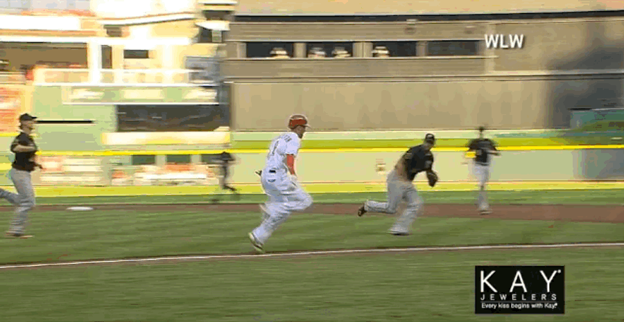 Billy Hamilton Hits The Brakes, Swim Moves For A Bunt Single