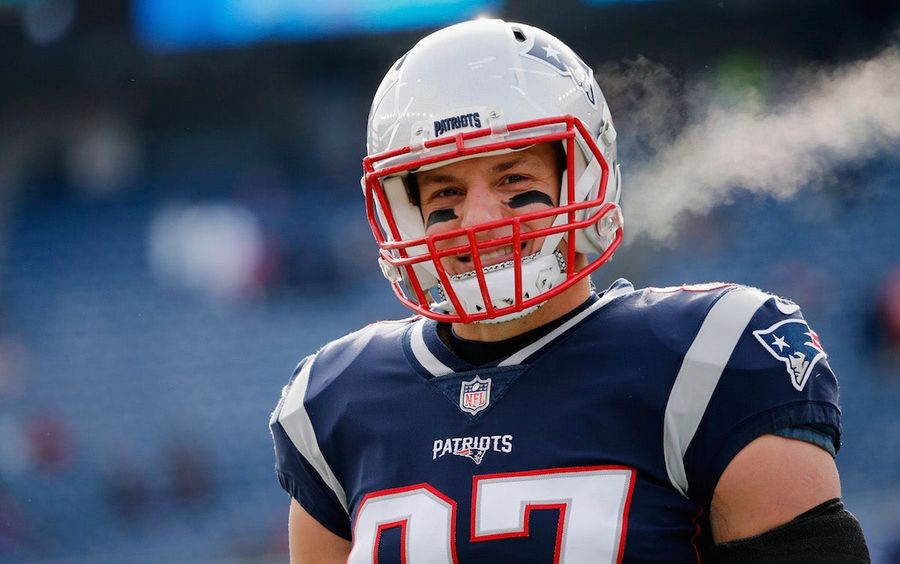 Human Gronk Wants To Ride Horse Gronk