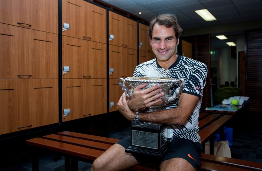 Old Man Federer Signs New Deal, May Keep Playing Until Humanity Leaves For Mars