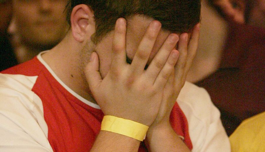 Seasons Where Arsenal Finished Fourth And Got Knocked Out In The Round Of 16, Ranked