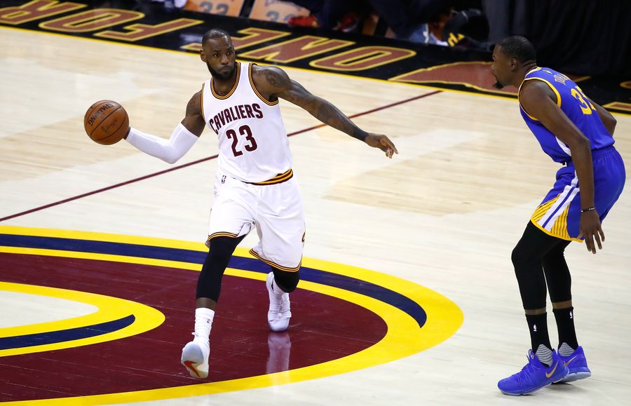 LeBron James Passes Are The Best LeBron James Highlights