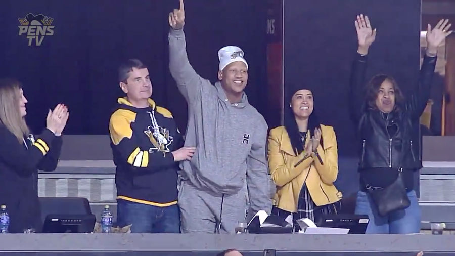 Ryan Shazier Stands At Penguins Game To Huge Ovation