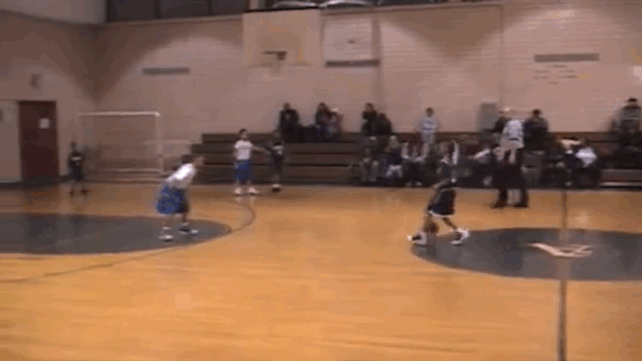 Little League Pitcher Mo&#39;ne Davis Can Also Break Ankles In Basketball