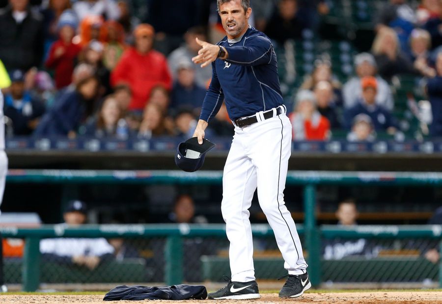 Brad Ausmus Put His Rage-Quit Sweatshirt Up For Auction