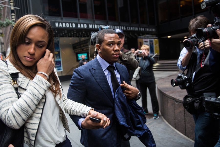 Ray Rice Apologizes To Baltimore