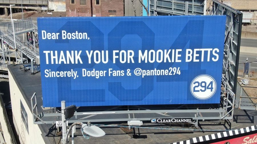 Dodgers fans buy billboard outside Fenway to taunt... someone