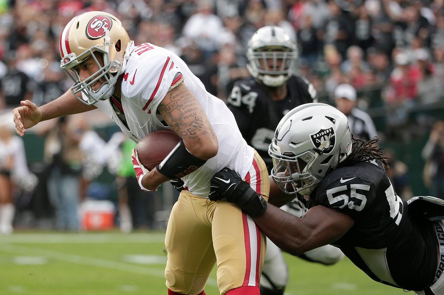 Sio Moore Calls Colin Kaepernick A &quot;Freakin Chump&quot;