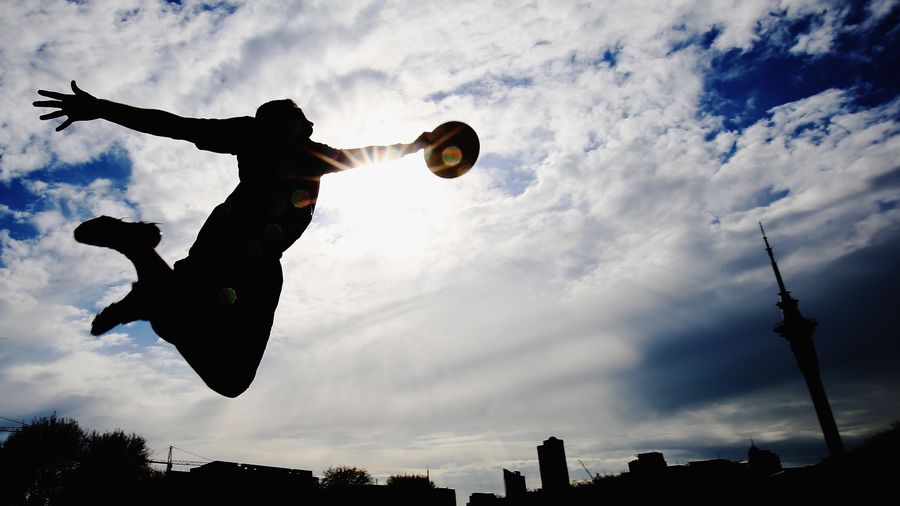 Ultimate Frisbee Cancellation Deals Crushing Blow to Morale of Nation&#39;s Dudes, Bros