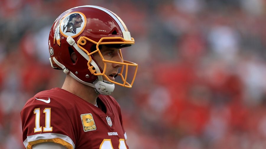 Reports: Alex Smith&#39;s Leg Surgery Led To Serious Infection