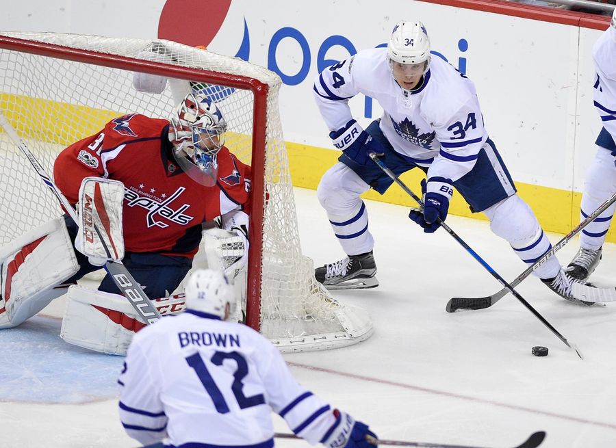 Auston Matthews Pulled Off A Video Game Assist In Real Life 