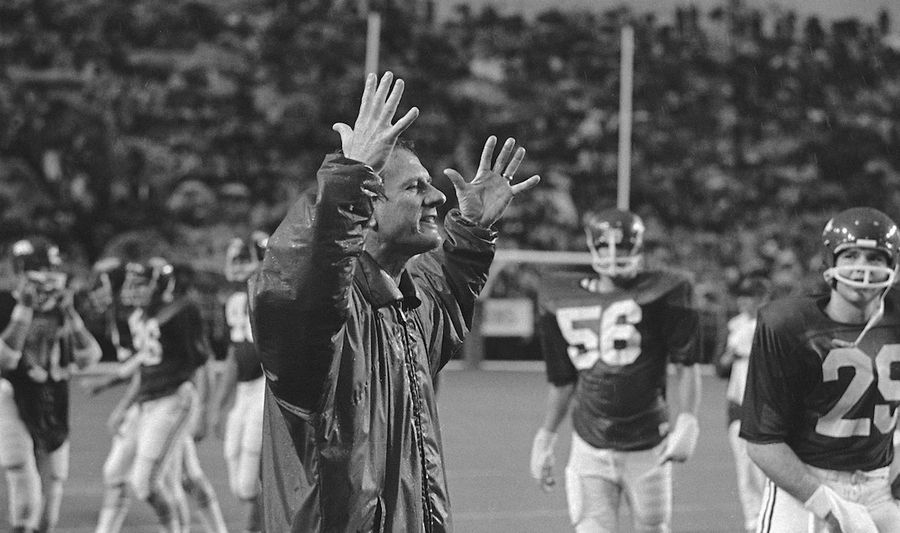 Frank Broyles Brought Arkansas To The Big Time<em></em>