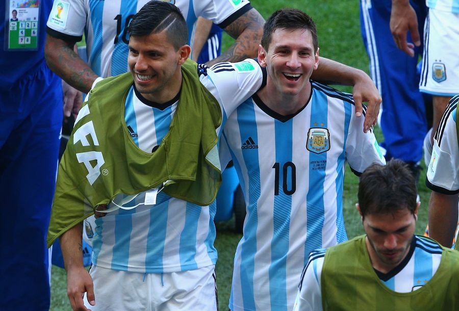 ESPN Photoshopped Lionel Messi&#39;s Head Onto Sergio Agüero&#39;s Body, And It Looks Dumb As Hell