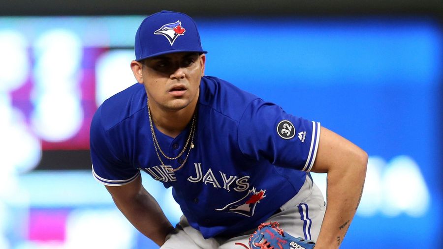 Report: Blue Jays Closer Roberto Osuna Charged With Assaulting A Woman