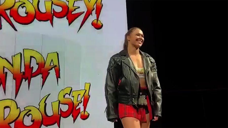 Ronda Rousey Having Fun At A WWE House Show Was Everything Great About Wrestling<em></em><em></em><em></em>