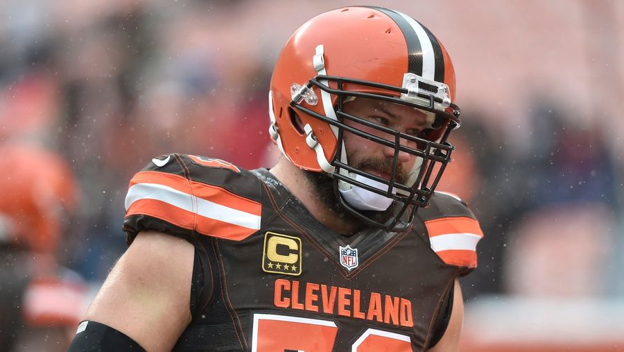 Joe Thomas Says He's Already Experiencing Memory Loss