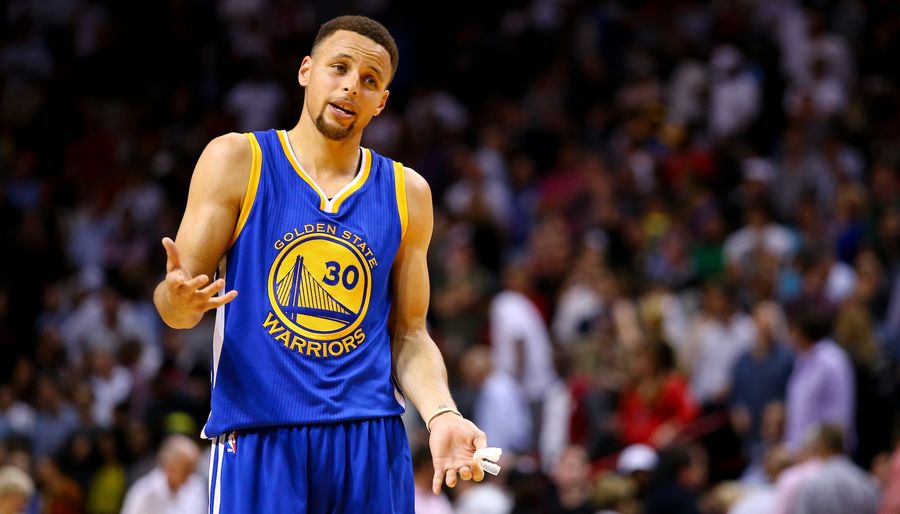 Steph Curry Bails Draymond Green, And The Warriors, Out