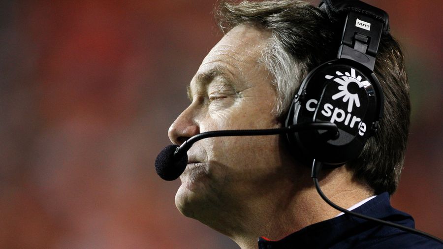 Houston Nutt Settles, Gets An Apology From Ole Miss