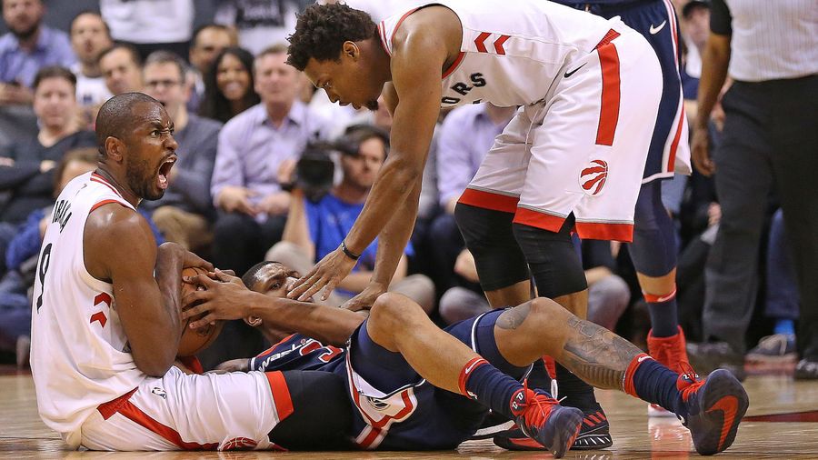 The Raptors Put The Wizards In The Trash, Where They Belong