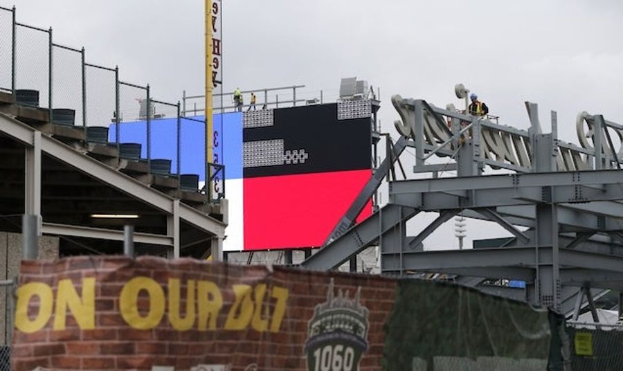 Cubs Postpone Game On Account Of Rain; Rain Doesn&#39;t Show Up