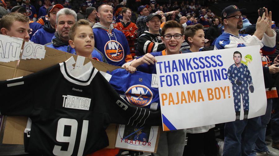 Islanders Fans Treat John Tavares To "Asshole" Chants, Hail Of Plastic Snakes In Return To New York
