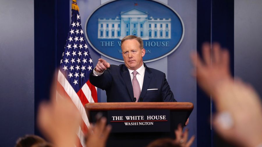 Craven <i>WaPo </i>Reporters Praise Trump&#39;s Press Secretary For Lying With More Composure This Time