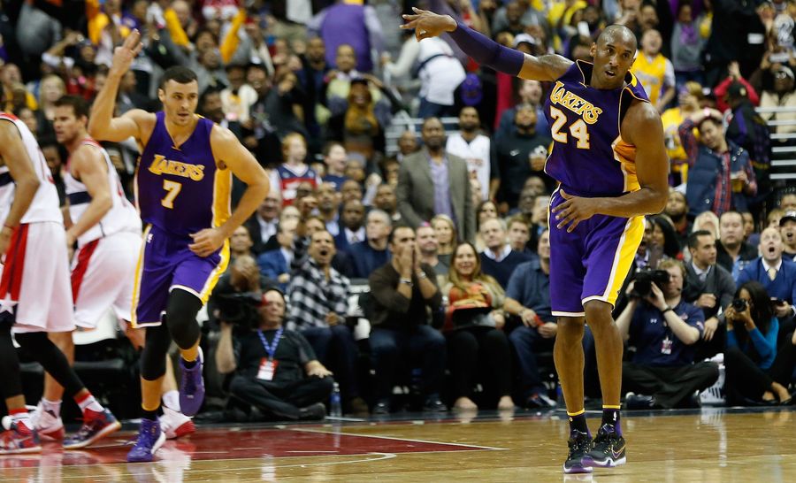 Kobe Bryant Contributes To Rare Lakers Victory As Fans Boo John Wall