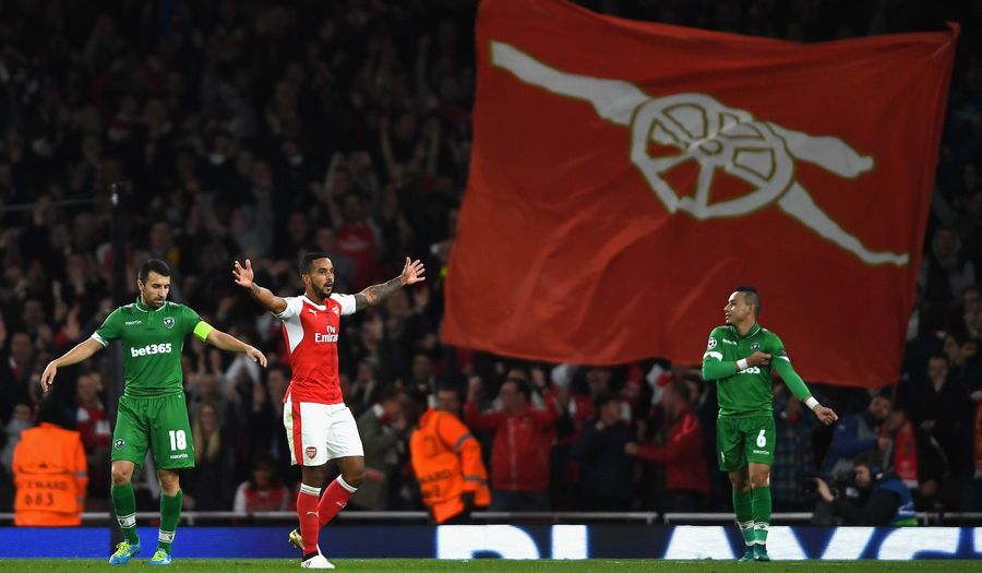 Arsenal Are Out Here Just Embarrassing These Jamokes