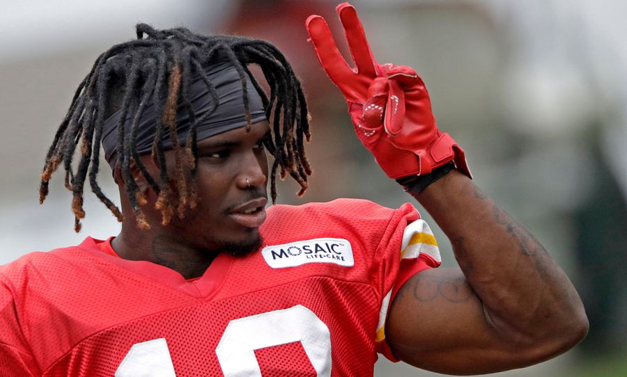 Tyreek Hill Says Punching His Three-Year-Old Son In The Chest Was Just Boxing Lessons