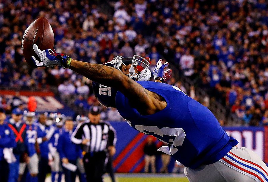 It Sure Looks Like Odell Beckham Jr. Made That Catch With Three Fingers