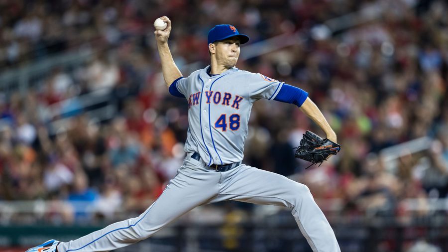Huffy, Dopey Cy Young Voter Hangs Up On Incredibly Chill Old Radio Host<em></em>