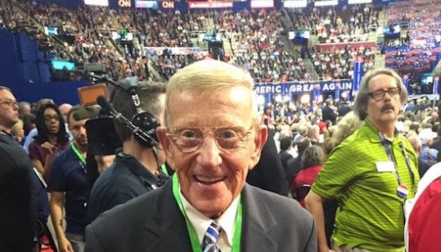 Lou Holtz Is Really Going For It At The RNC