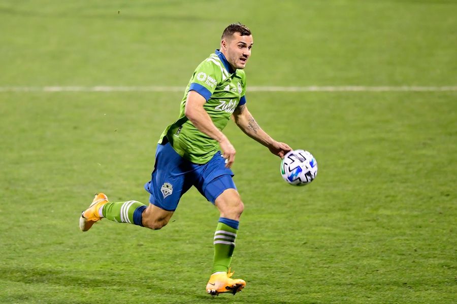 Another armada of soccer-playing Yanks is heading to Europe