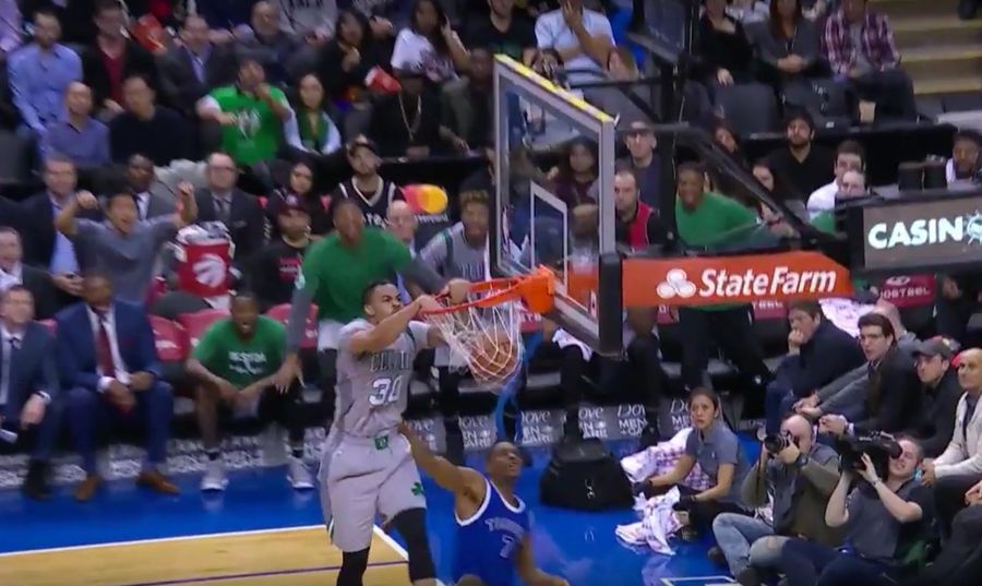 Gerald Green Kissed The Sky On This Alley-Oop