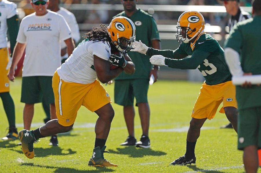 Training Camp Means It&#39;s Time To Check If Eddie Lacy&#39;s Fat
