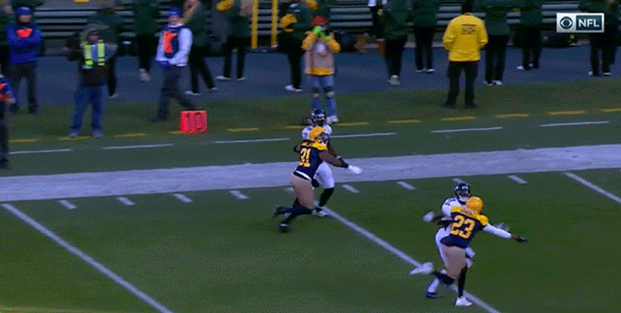 Mike Wallace Snags A TD With Damarious Randall Glued All Over Him<em></em>