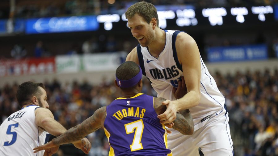 Old Geezer Dirk Nowitzki Dunked Himself Onto The Injured List