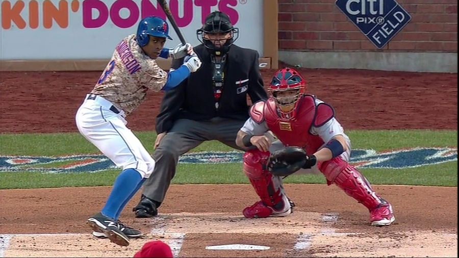 White Pants Make Mets Troops Tribute Not Even Half-Assed