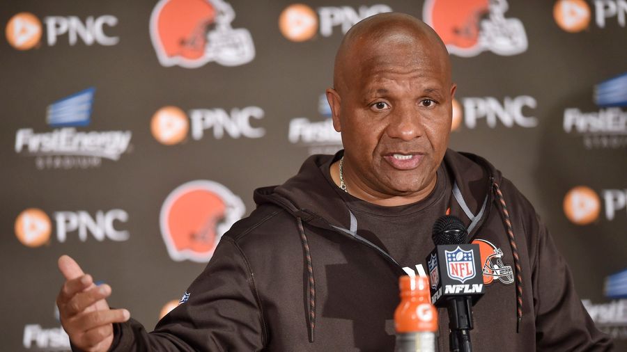 Hue Jackson Has Turned To Art Briles For Answers