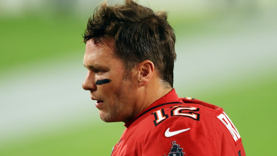 Everything is going badly for Tom Brady