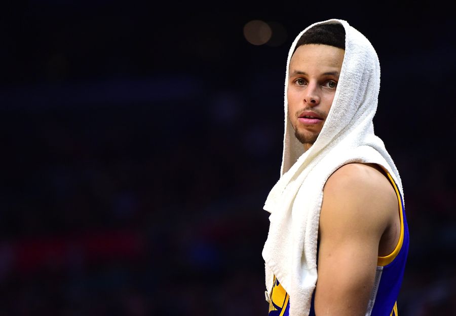 Stephen Curry Nails Tough Jumper, Daps Up Opposing Coach