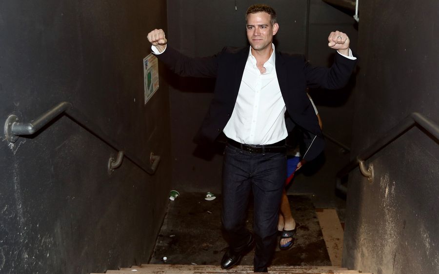 Theo Epstein Ate Goat In The Bleachers At Wrigley