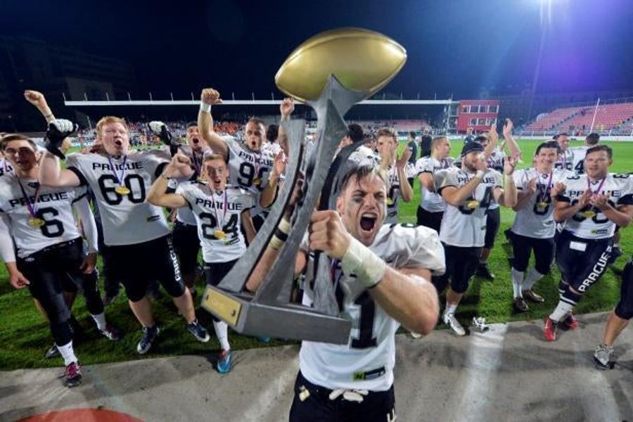 Officials Resign After Czech Bowl Ends On Championship-Deciding Blown Call